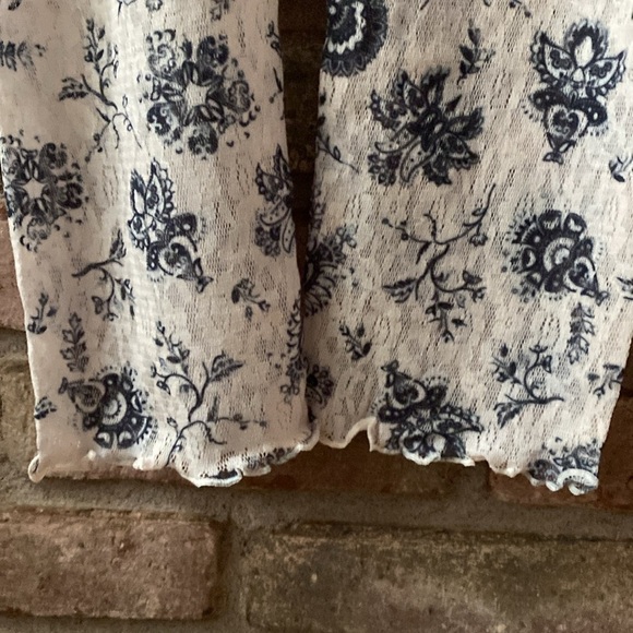 Free People Layered In Lace Legging Ivory Combo Medium NWT - Picture 3 of 8